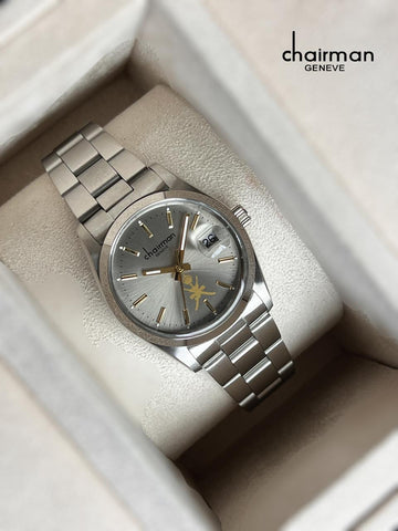 Chairman Geneve Oman Emblem Dated Grey Dial Silver Chain Gents Watch