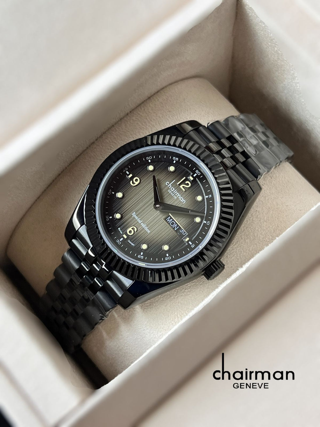 Chairman Geneve Day And Dated Black And Grey Dial Black Chain Gents Watch