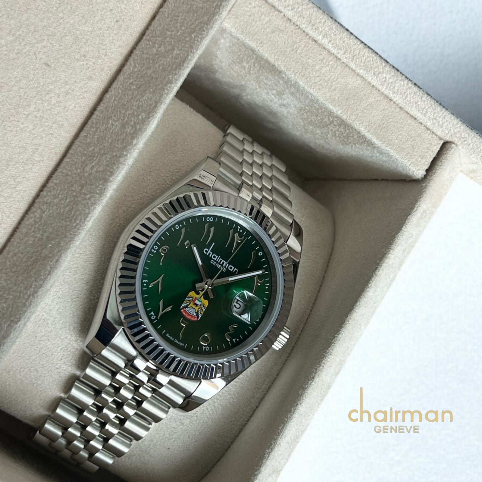 Chairman Geneve UAE Emblem Arabic Dated Green Dial Silver Strap Gents Watch