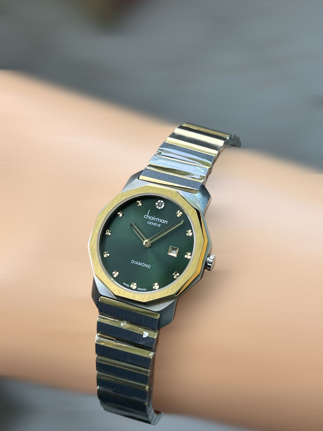 Diamond Chairman Geneve Dated Green Dial Silver And Gold Chain Ladies Watch